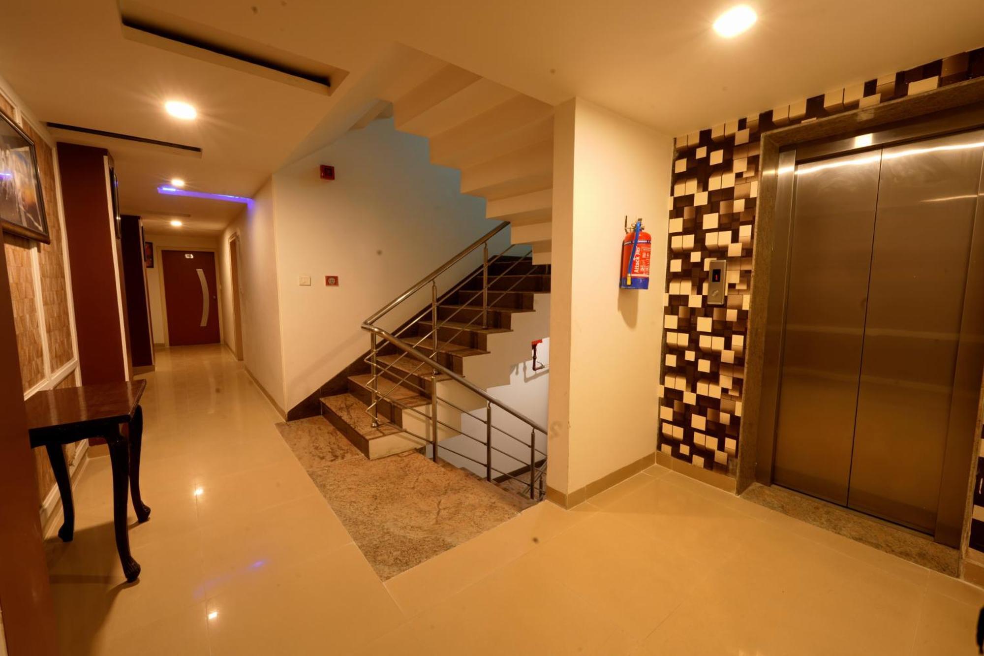 Hotel Oppera Delhi Airport New Delhi