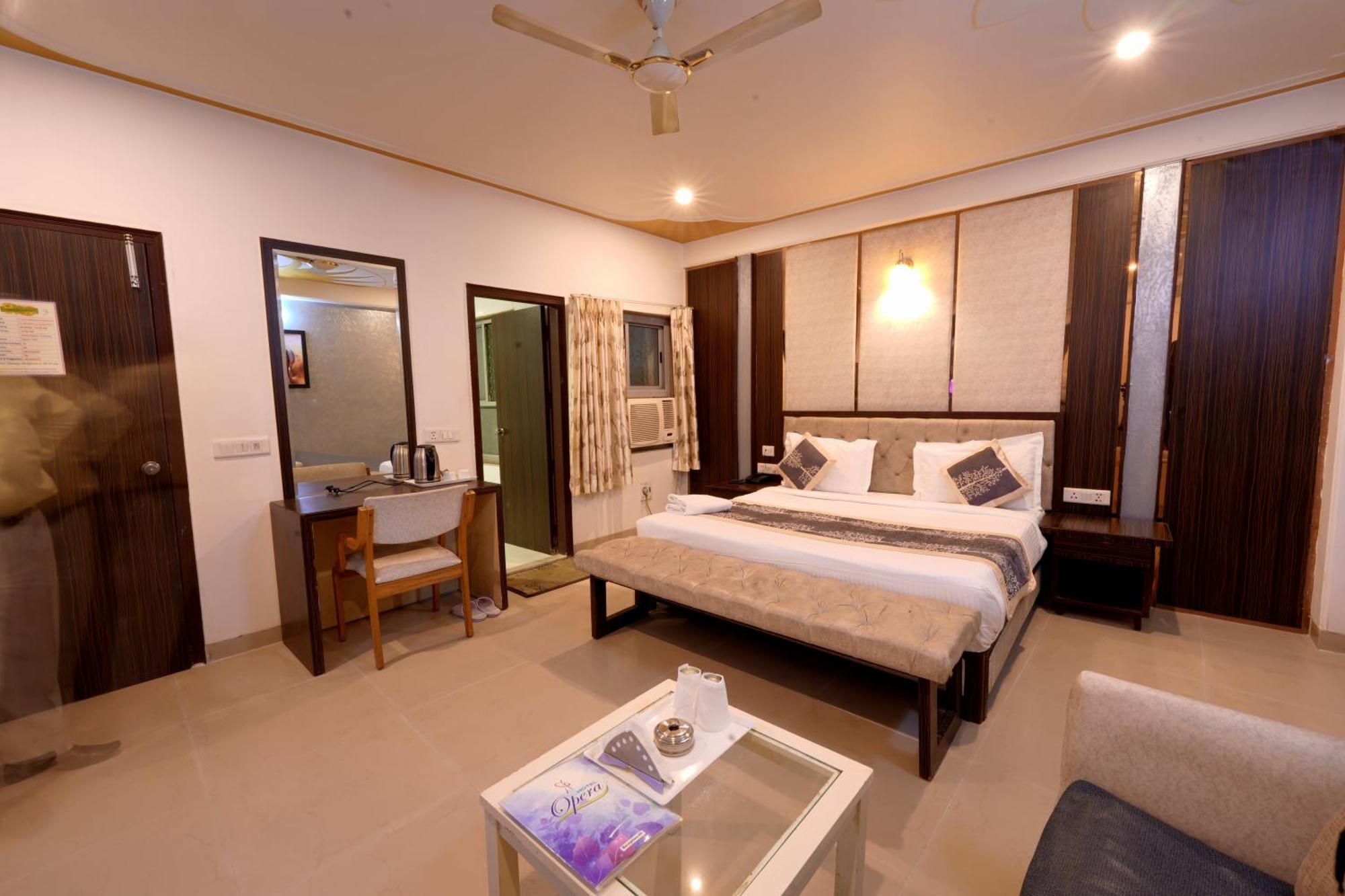 Oppera Delhi Airport Hotel New Delhi