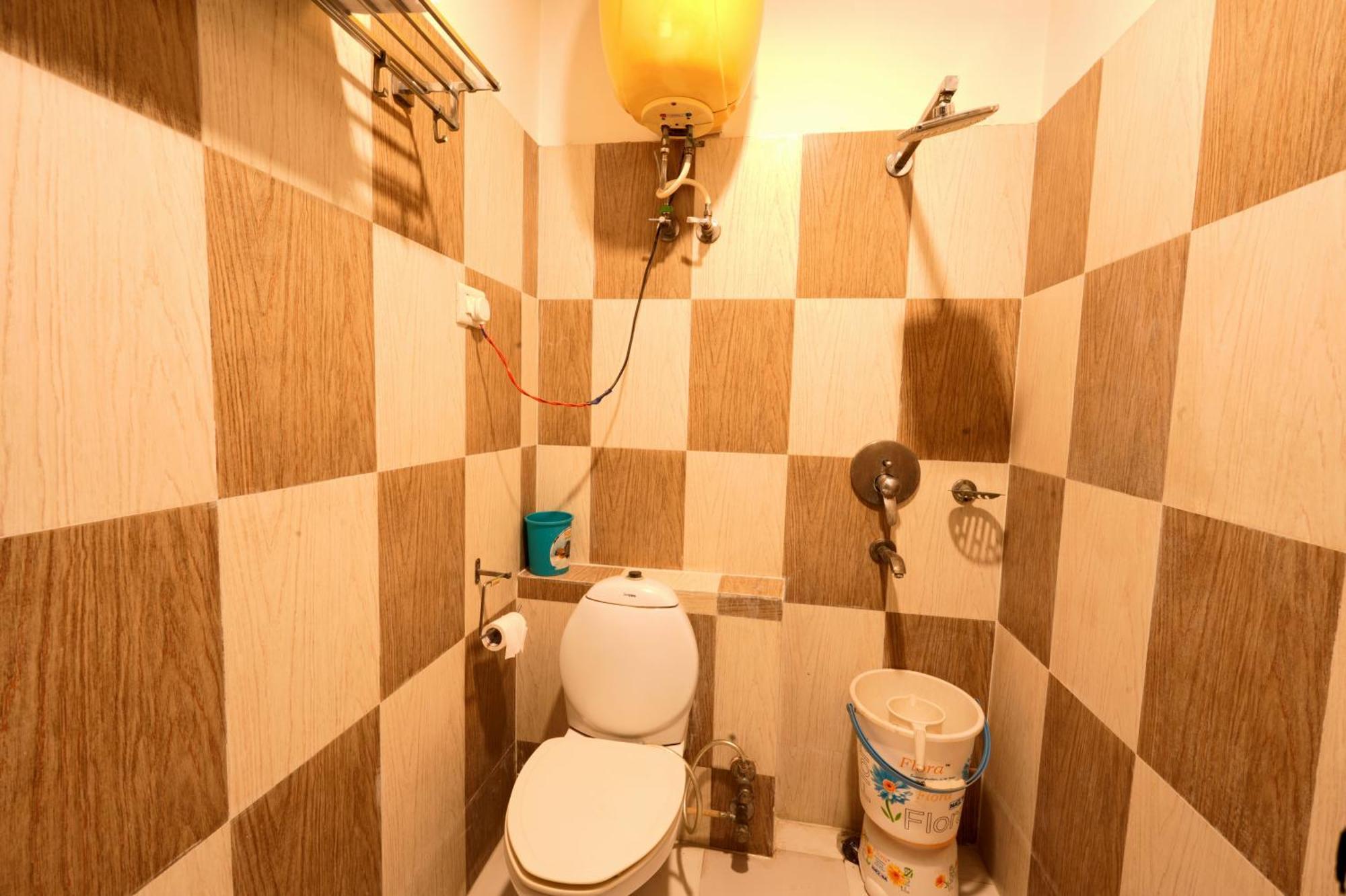 Hotel Oppera Delhi Airport